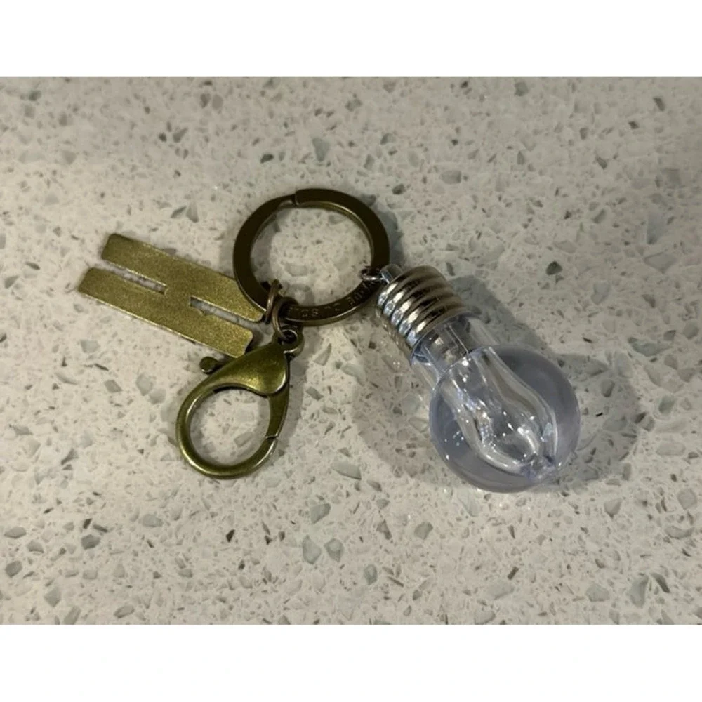 Disney animation is‎ imgination light up keychain